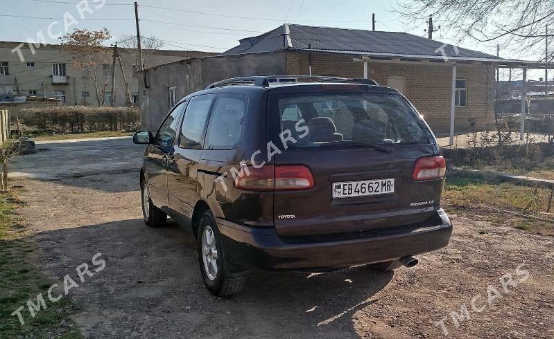 Toyota Sienna 2001 - 100 000 TMT - Serhetabat (Guşgy) - img 2