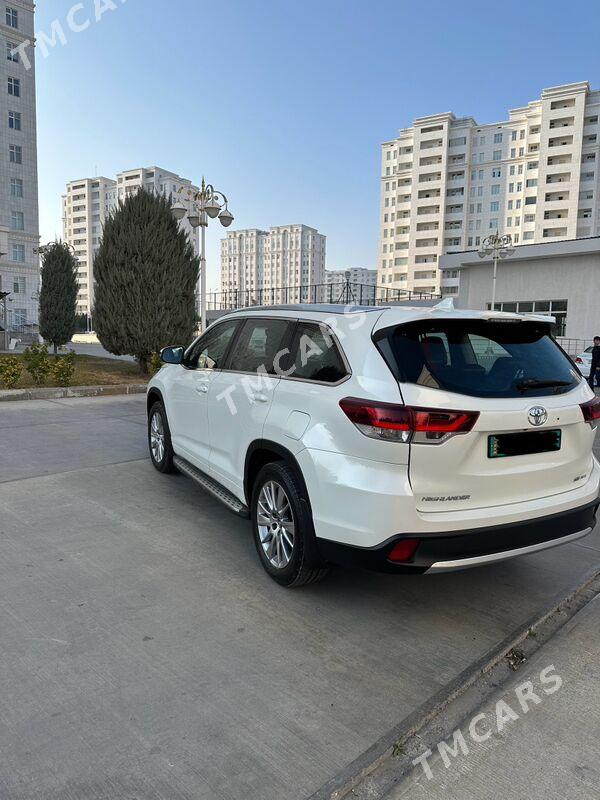 Toyota Highlander 2019 - 555 000 TMT - ул. Подвойского (Битарап Туркменистан шаёлы) - img 4