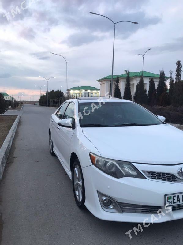 Toyota Camry 2013 - 228 000 TMT - Ашхабад - img 3