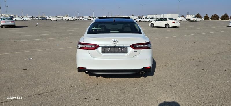 Toyota Camry 2022 - 577 000 TMT - Ашхабад - img 3