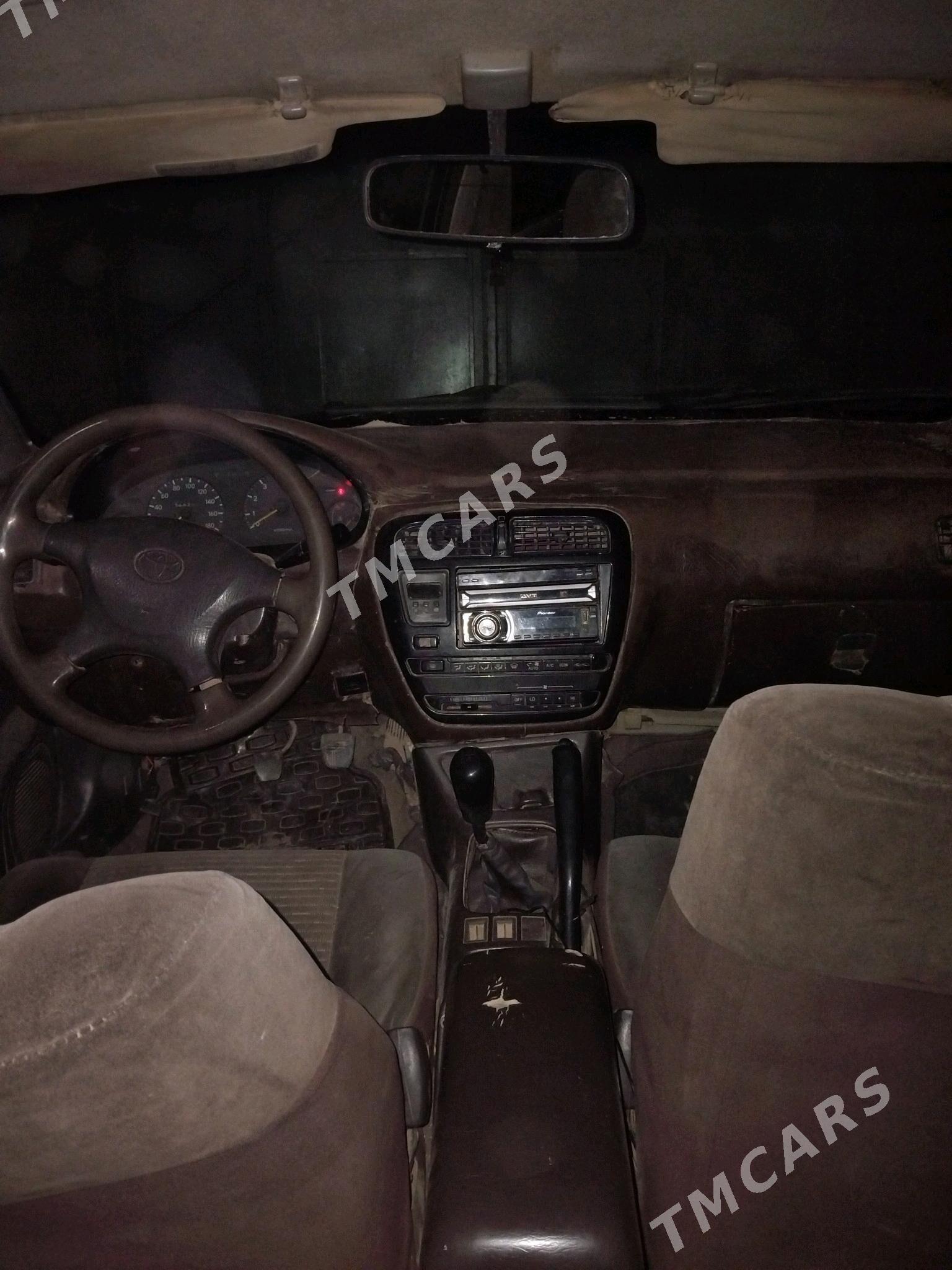 Toyota Carina 1995 - 45 000 TMT - Шабатский этрап - img 2