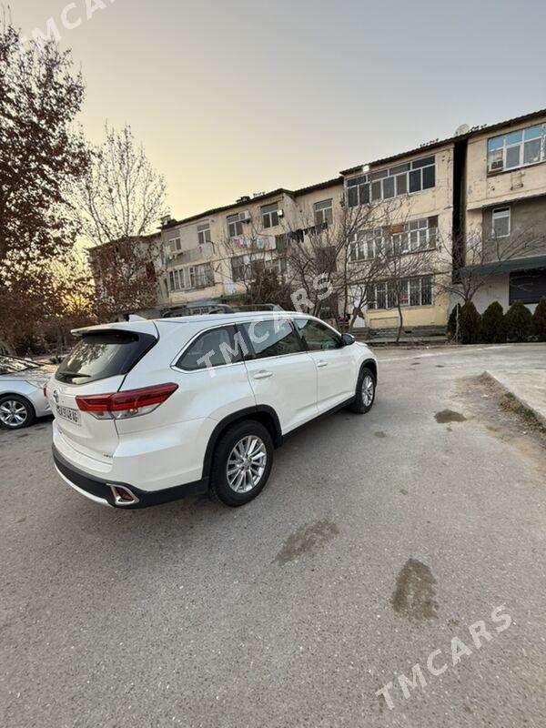 Toyota Highlander 2019 - 400 000 TMT - Ашхабад - img 3