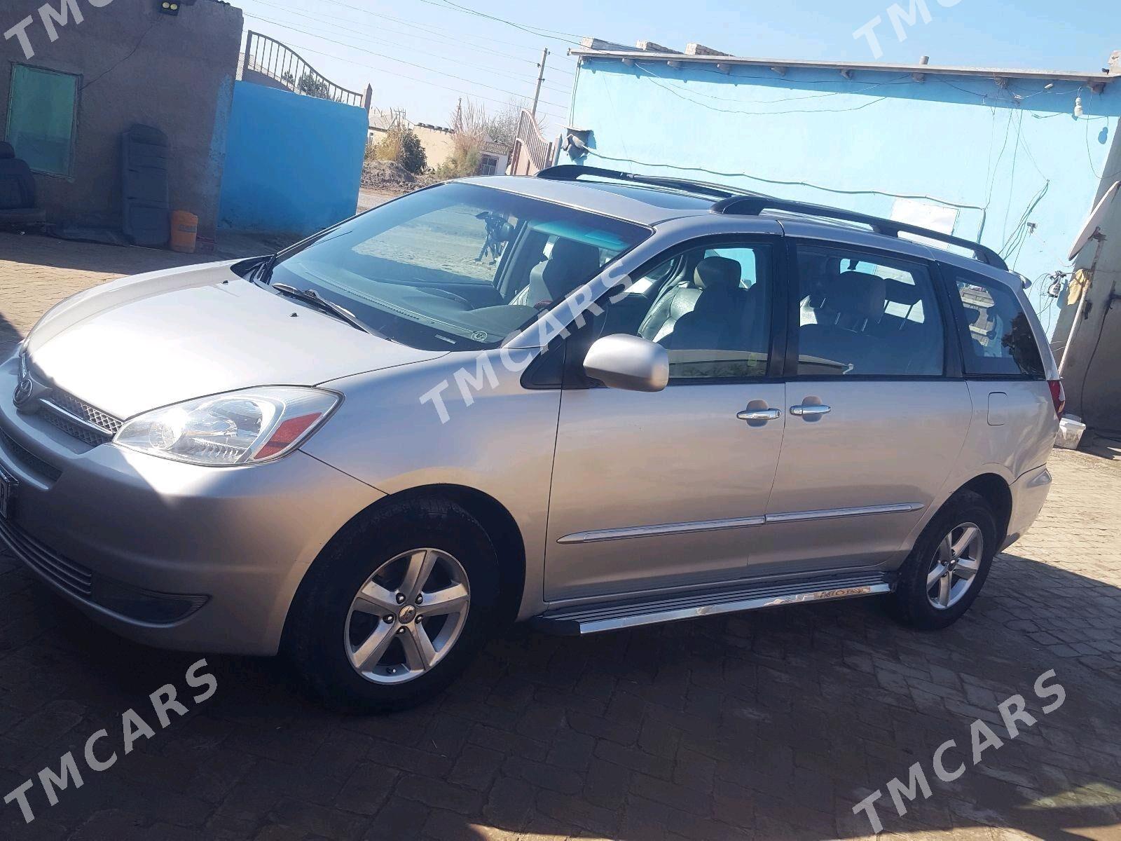 Toyota Sienna 2004 - 175 000 TMT - Туркменгала - img 5