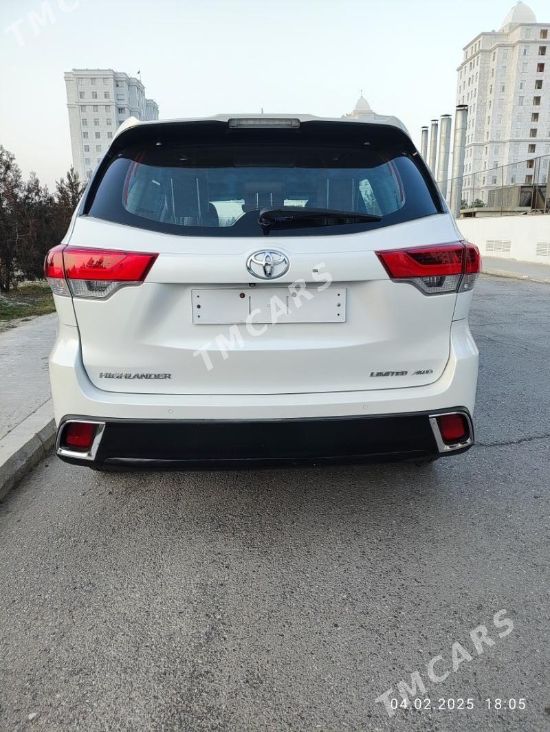 Toyota Highlander 2018 - 540 000 TMT - ул. Подвойского (Битарап Туркменистан шаёлы) - img 3