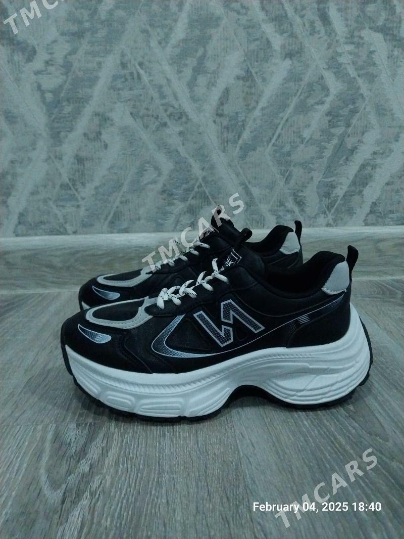 кроссовки New Balance - Gagarin köç, köne Howa menzili - img 2