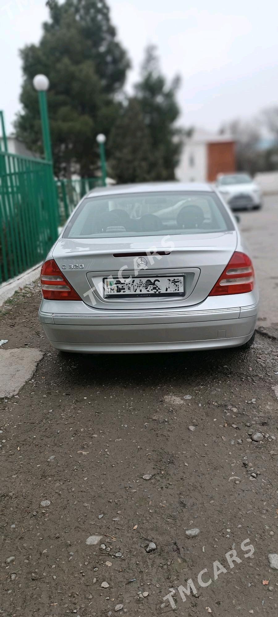 Mercedes-Benz C320 2002 - 100 000 TMT - Aşgabat - img 2