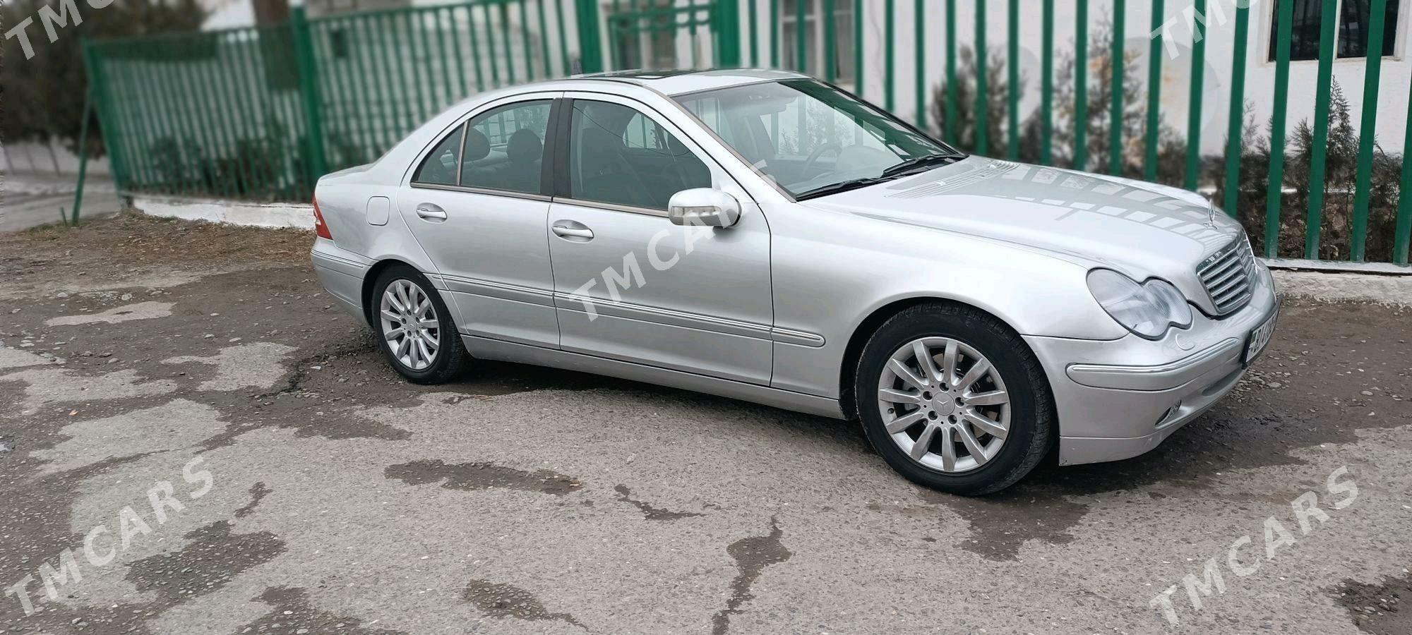 Mercedes-Benz C320 2002 - 100 000 TMT - Aşgabat - img 3