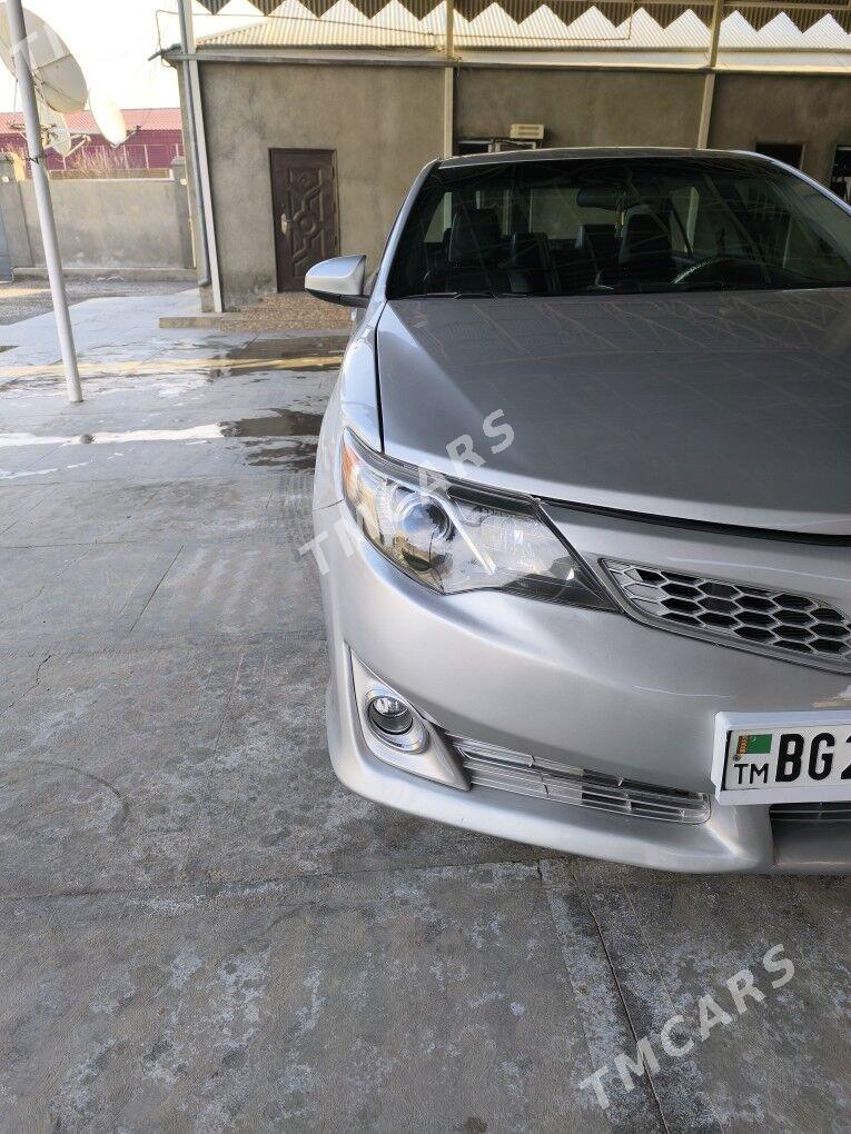 Toyota Camry 2013 - 230 000 TMT - Мары - img 4