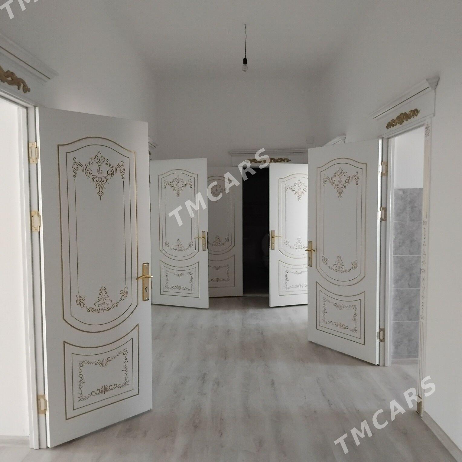 Элитка 2мекдеп 2эт 4ком 204м² - Daşoguz - img 8