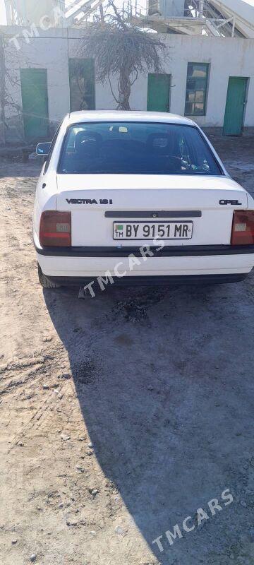 Opel Vectra 1992 - 25 000 TMT - Mary - img 2