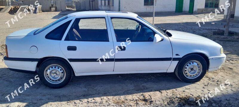 Opel Vectra 1992 - 25 000 TMT - Mary - img 5