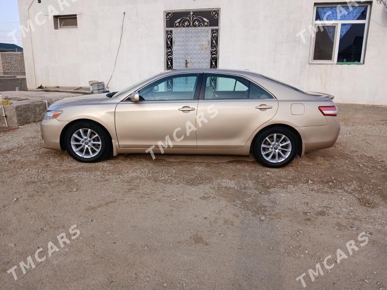 Toyota Camry 2010 - 180 000 TMT - Балканабат - img 3