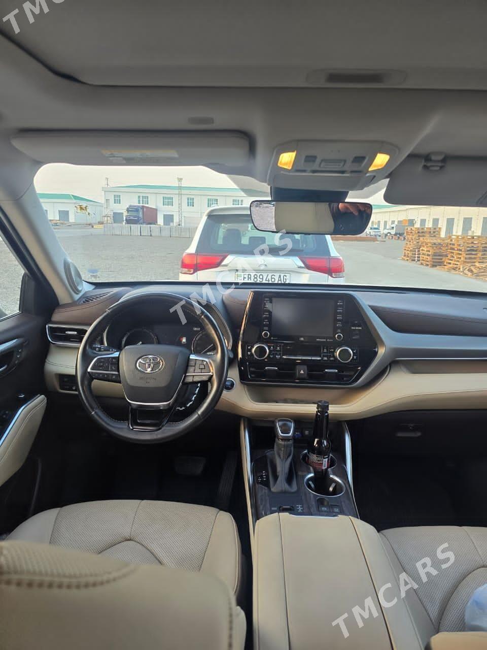 Toyota Highlander 2020 - 665 000 TMT - Aşgabat - img 3