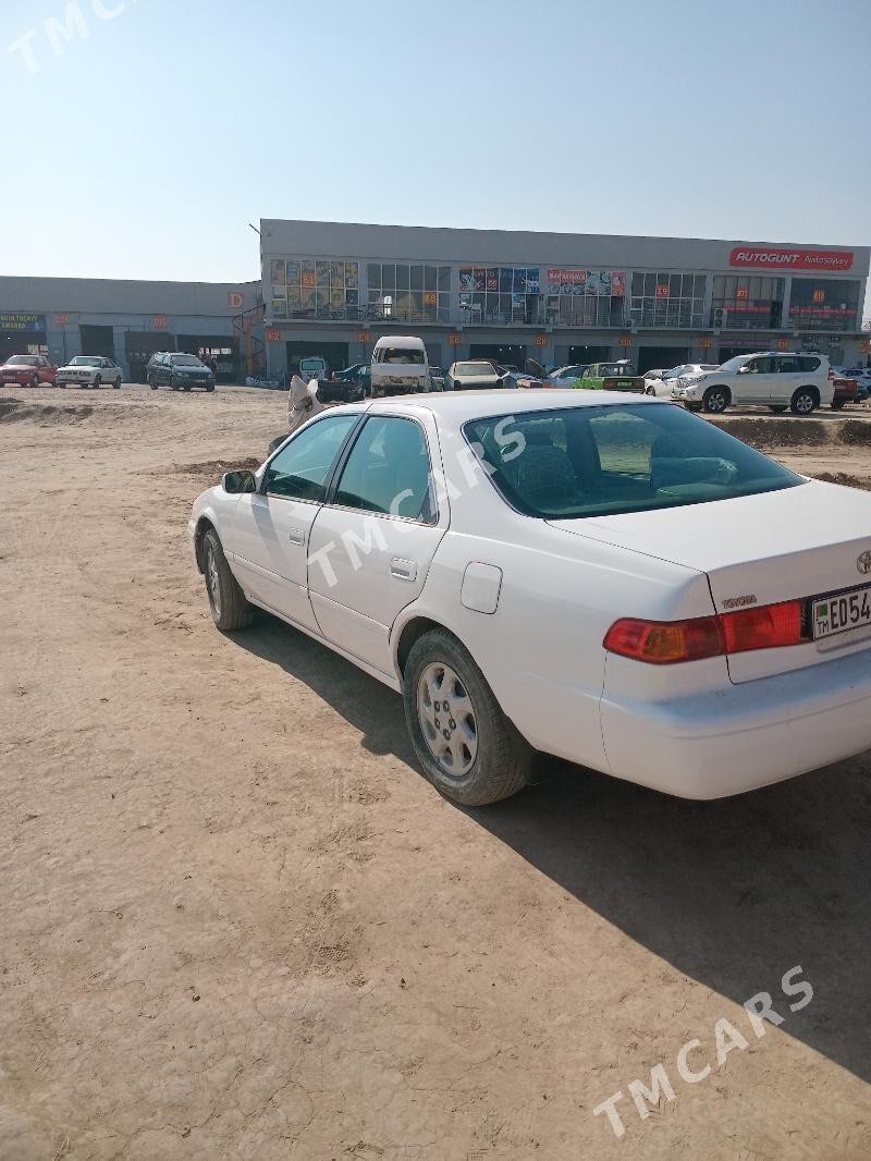 Toyota Camry 2000 - 110 000 TMT - Мары - img 3