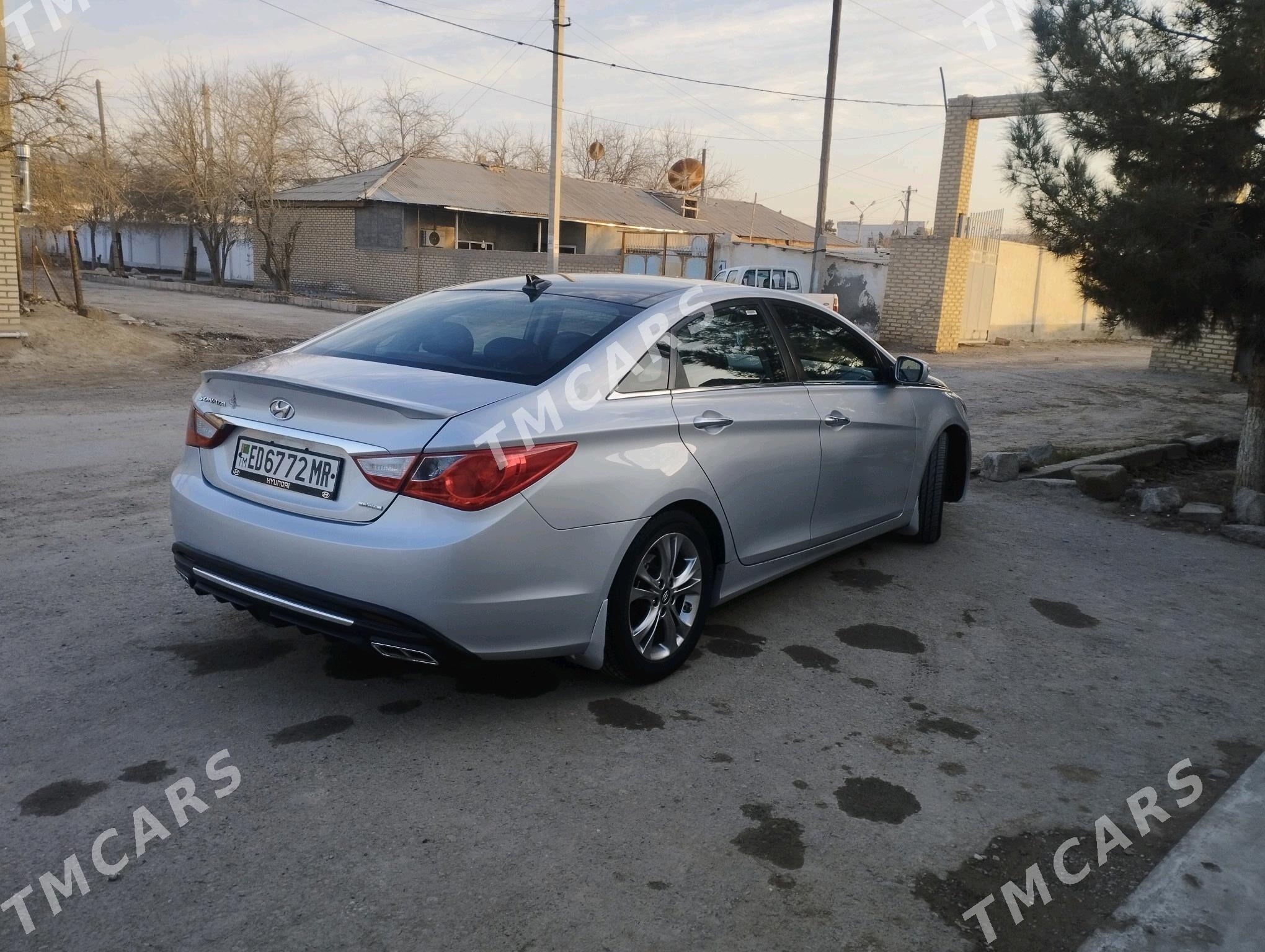 Hyundai Sonata 2011 - 150 000 TMT - Мары - img 7