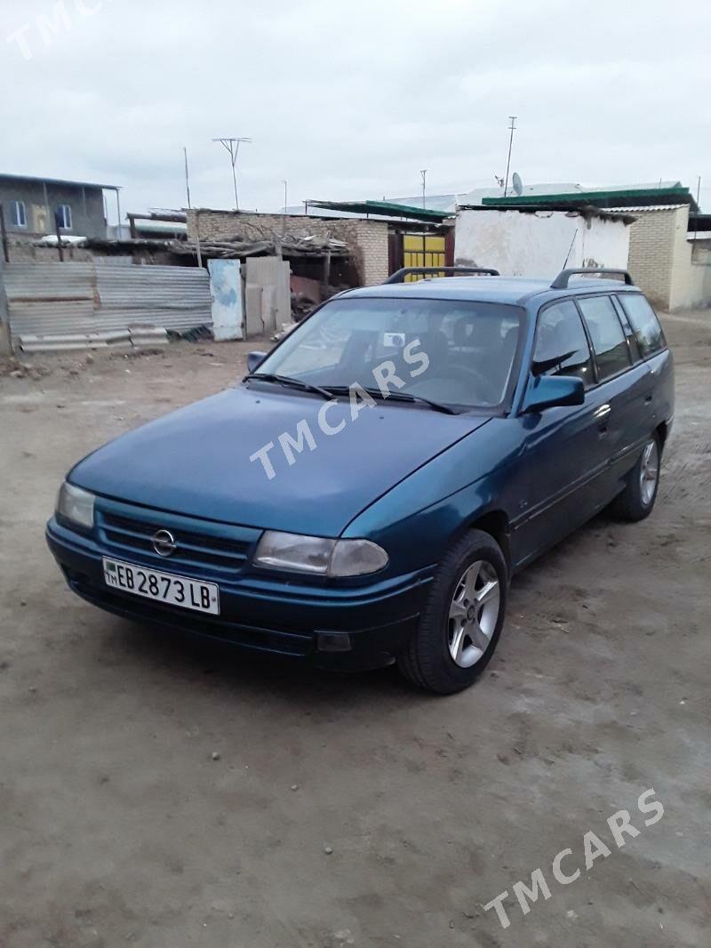 Opel Astra 1993 - 45 000 TMT - Farap - img 3