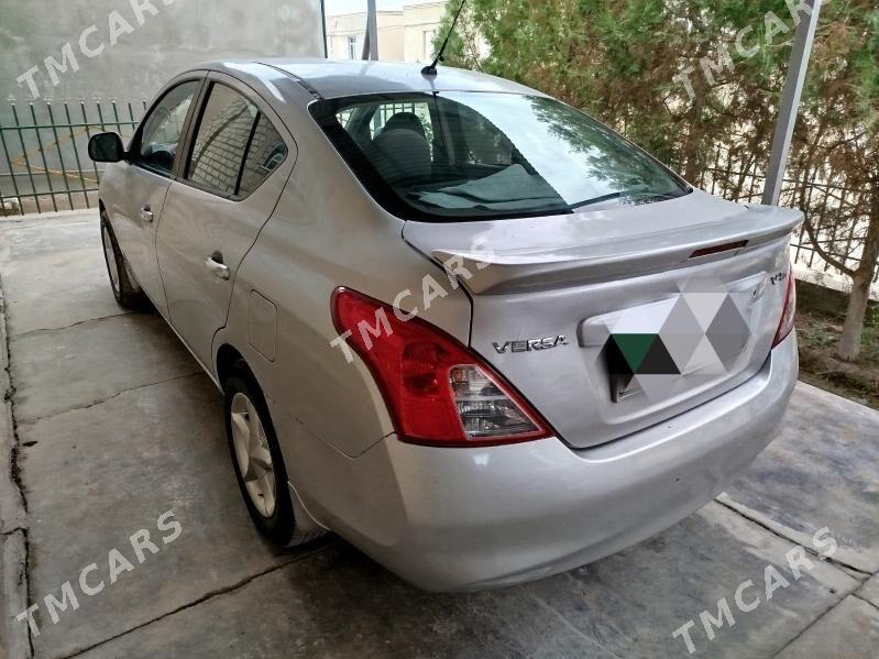 Nissan Versa 2013 - 80 000 TMT - Daşoguz - img 2