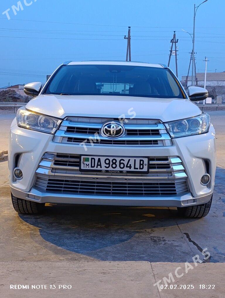 Toyota Highlander 2018 - 500 000 TMT - Köýtendag - img 5