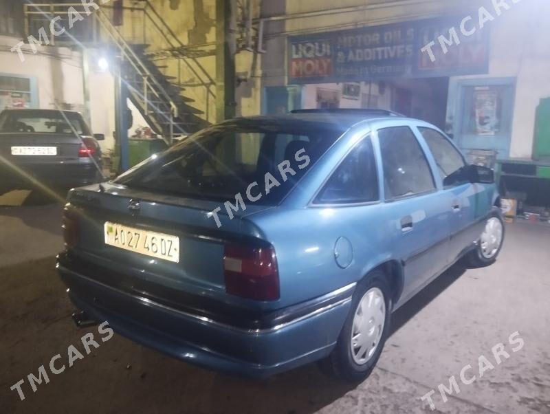 Opel Vectra 1993 - 28 000 TMT - Дашогуз - img 4