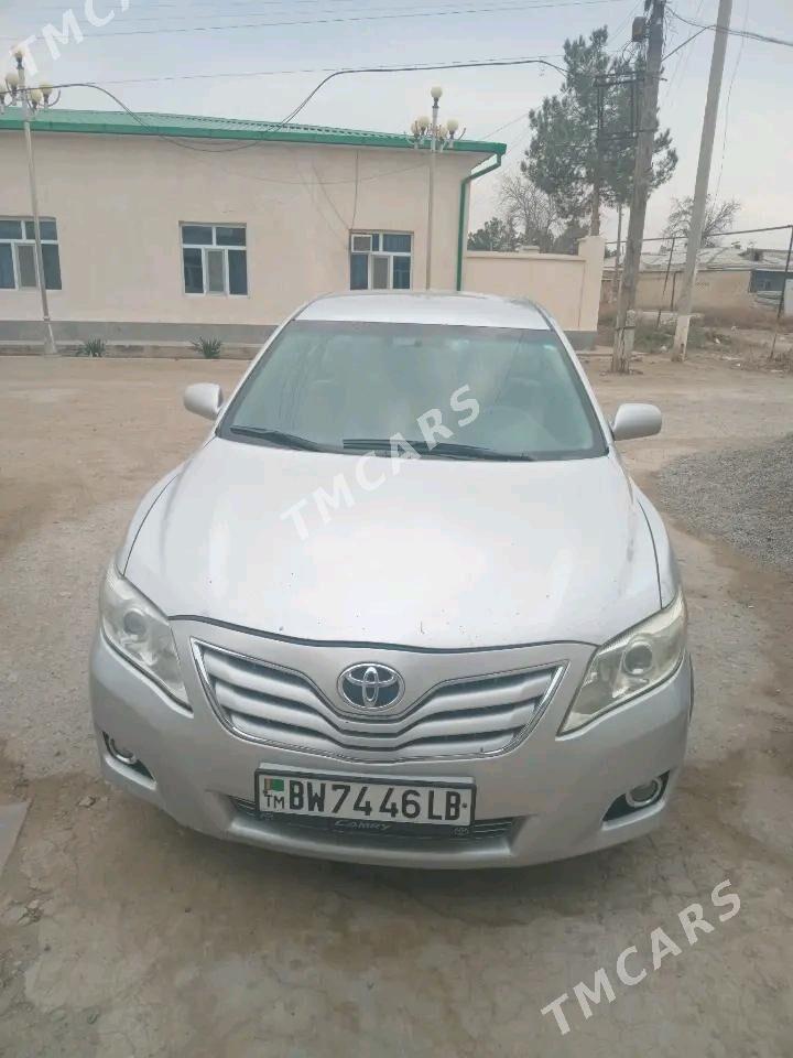 Toyota Camry 2010 - 165 000 TMT - Сакар - img 5