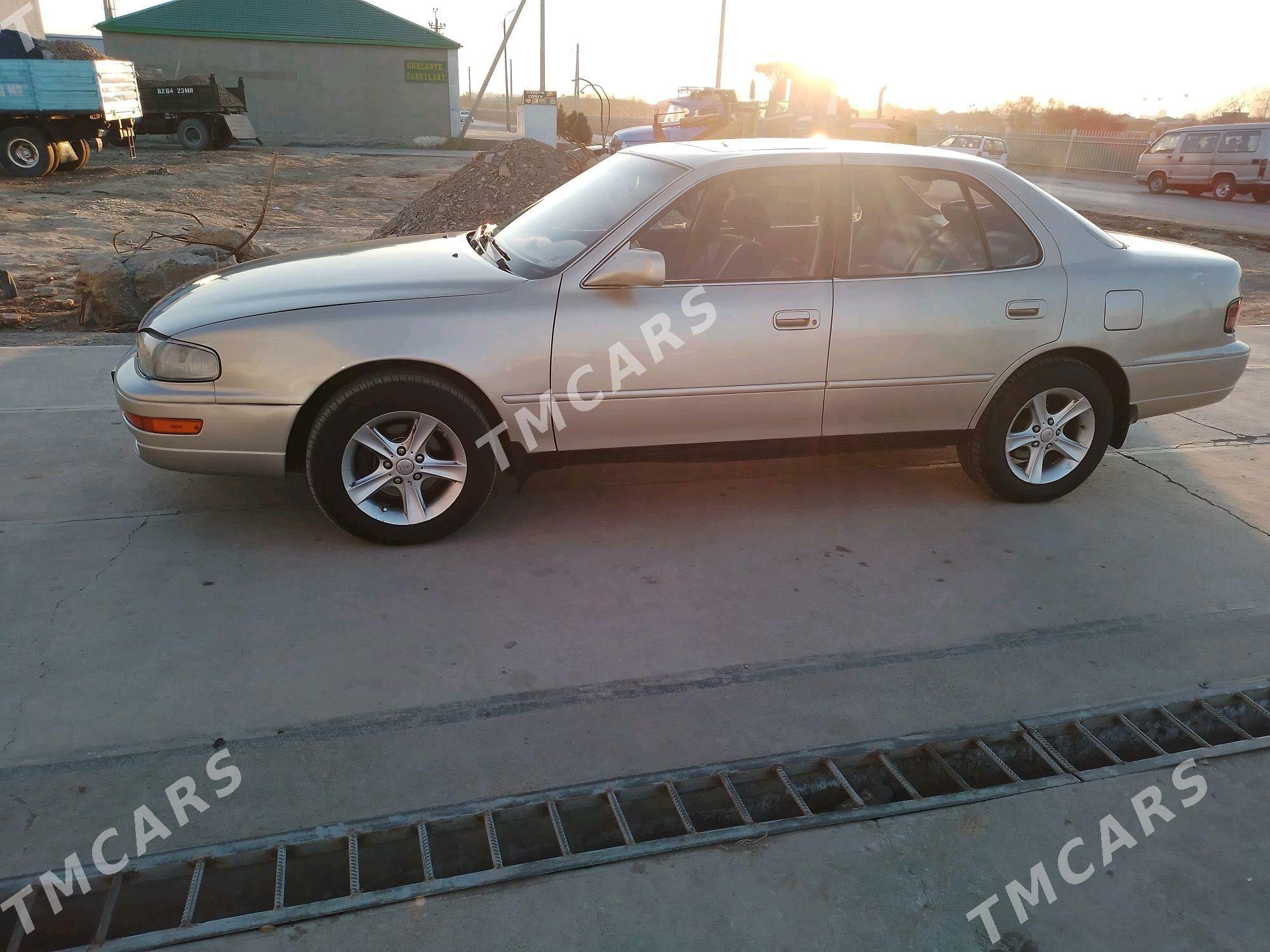 Toyota Camry 1993 - 90 000 TMT - Mary - img 3