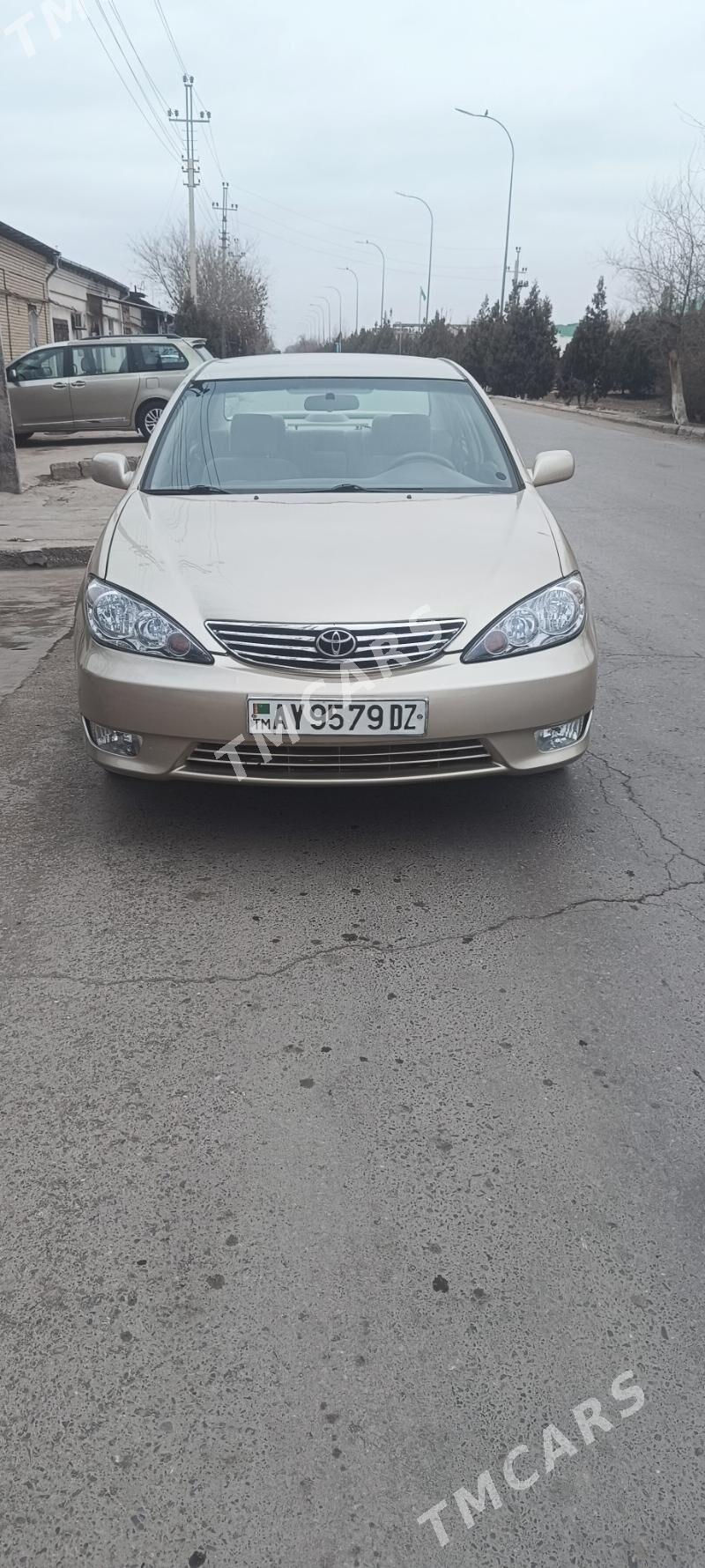 Toyota Camry 2003 - 128 000 TMT - Дашогуз - img 2