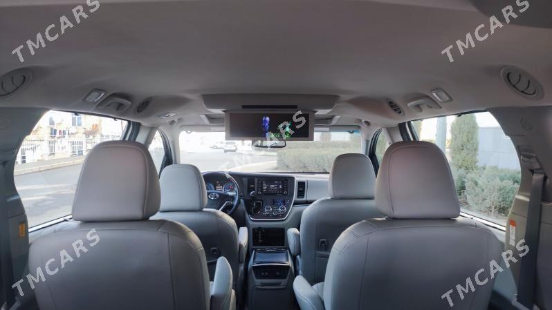 Toyota Sienna 2019 - 400 000 TMT - Мары - img 4