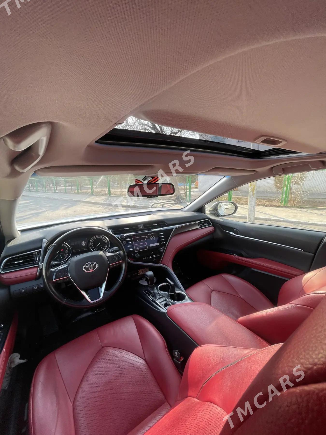 Toyota Camry 2019 - 370 000 TMT - Ашхабад - img 4