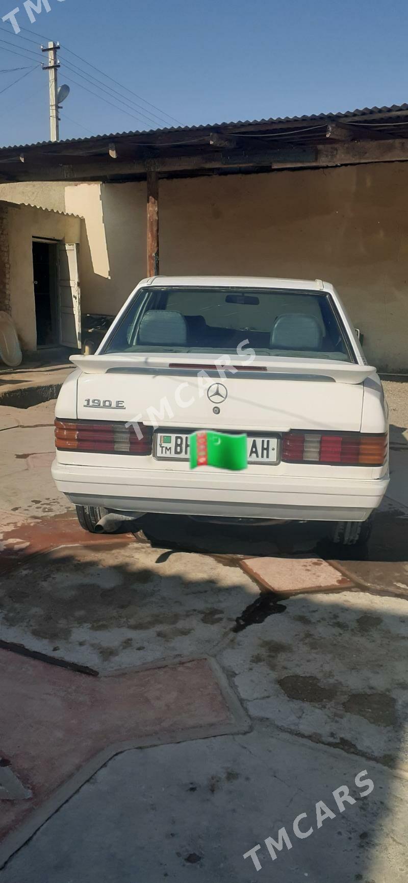 Mercedes-Benz 190E 1986 - 27 000 TMT - Tejen - img 3