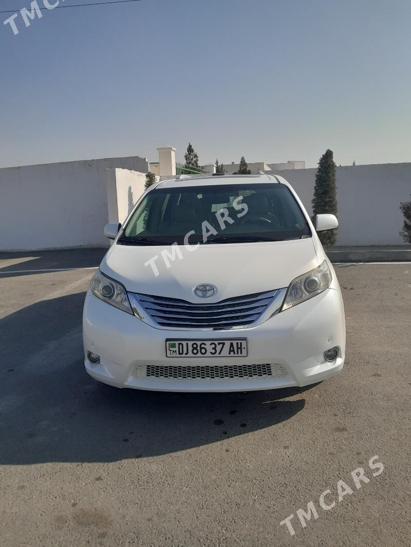 Toyota Sienna 2010 - 280 000 TMT - Ak bugdaý etraby - img 3