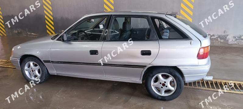 Opel Astra 1992 - 25 000 TMT - Mary - img 3