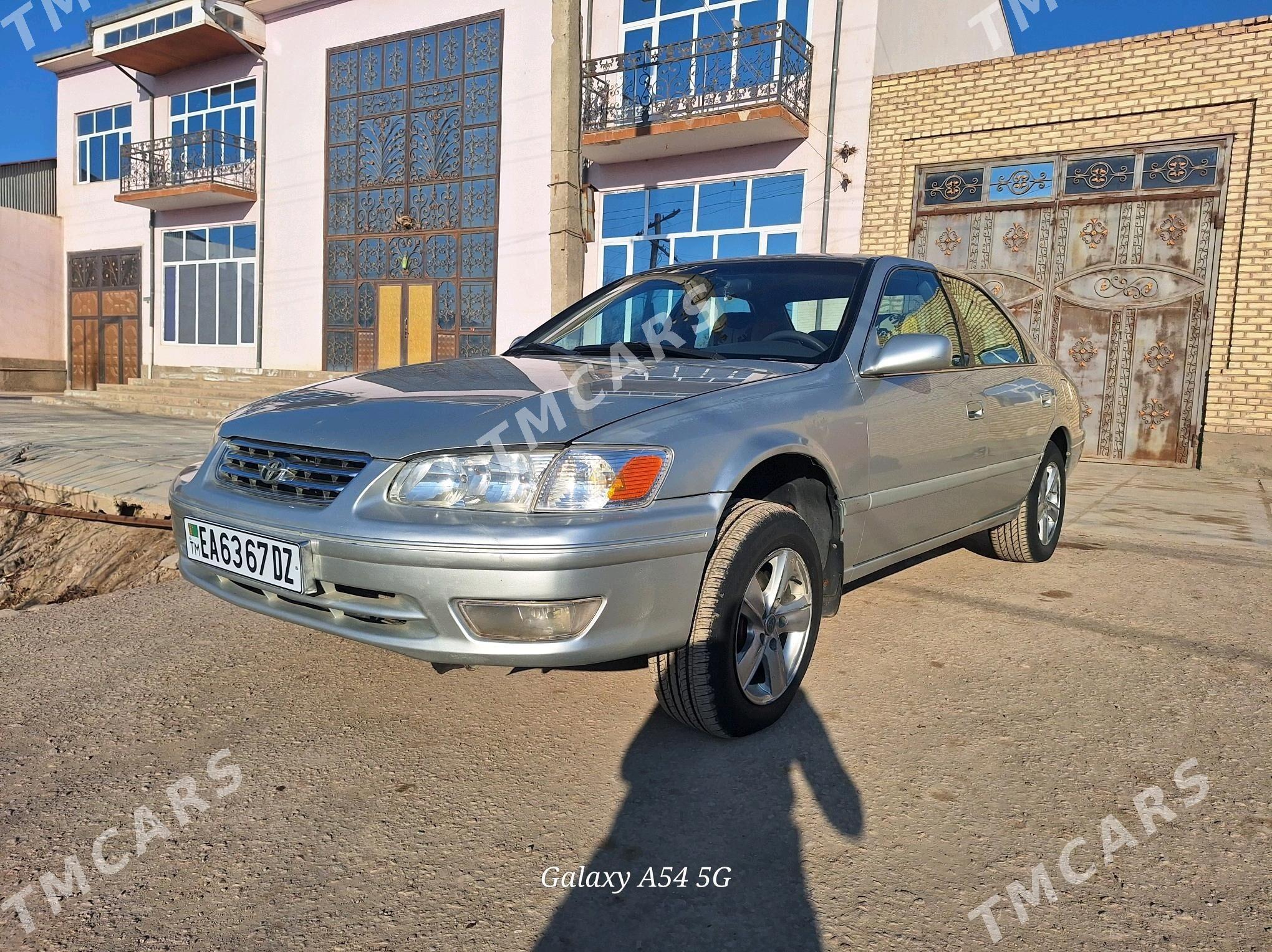 Toyota Camry 2001 - 140 000 TMT - Кёнеургенч - img 2