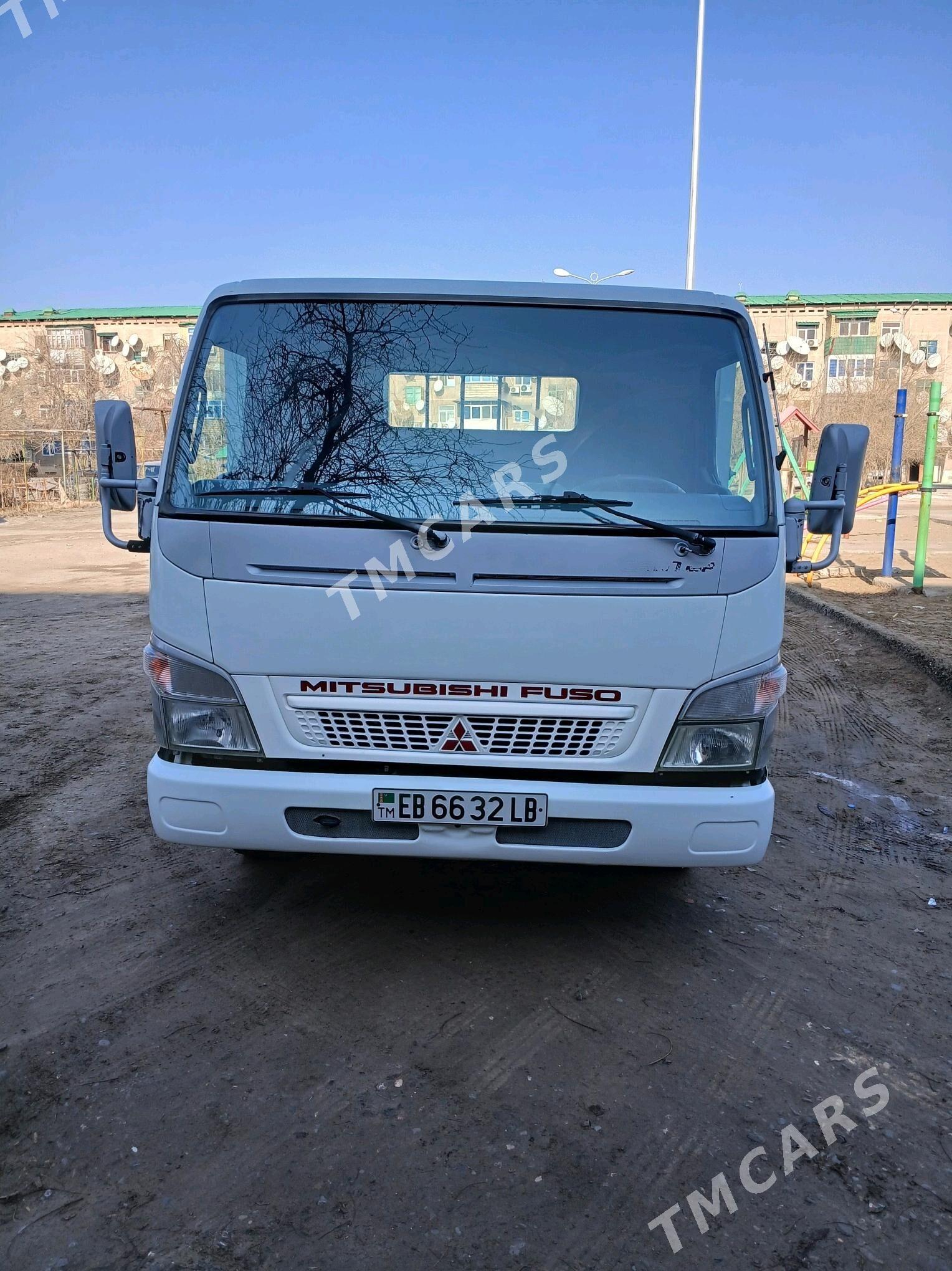 Mitsubishi Canter 2010 - 320 000 TMT - Туркменабат - img 9