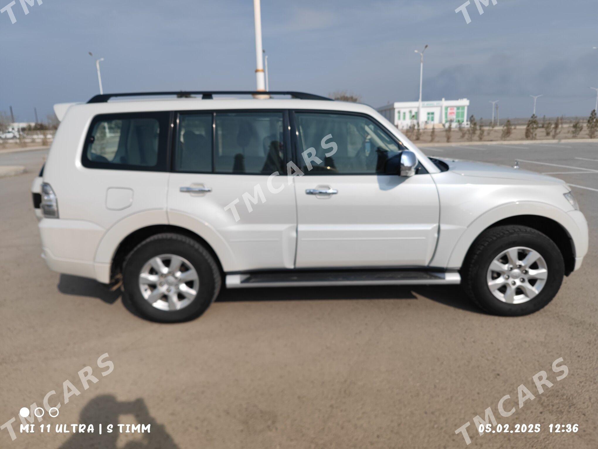 Mitsubishi Pajero 2015 - 314 000 TMT - Balkanabat - img 4