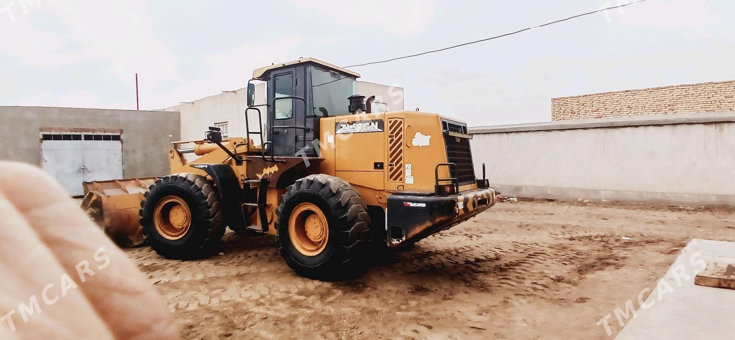 XCMG ZL50 2015 - 740 000 TMT - Daşoguz - img 4