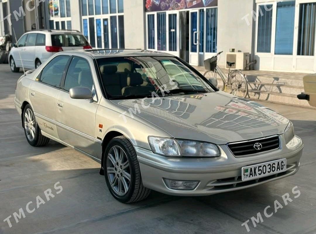 Toyota Camry 2001 - 82 000 TMT - 9 мкр - img 2