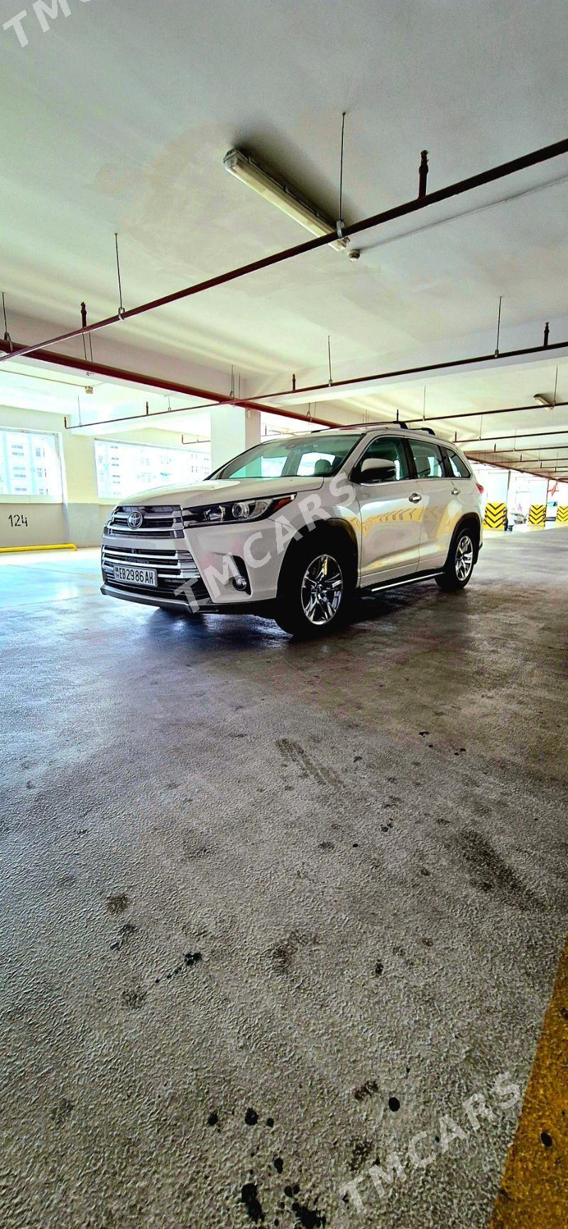 Toyota Highlander 2018 - 430 000 TMT - Aşgabat - img 5