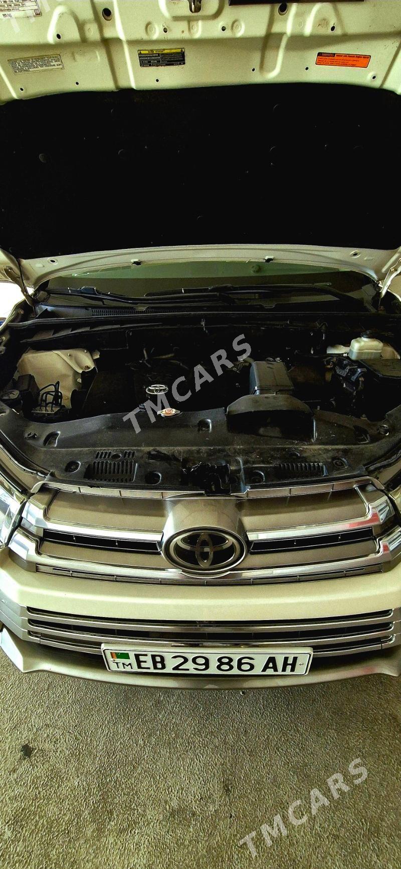 Toyota Highlander 2018 - 430 000 TMT - Aşgabat - img 6