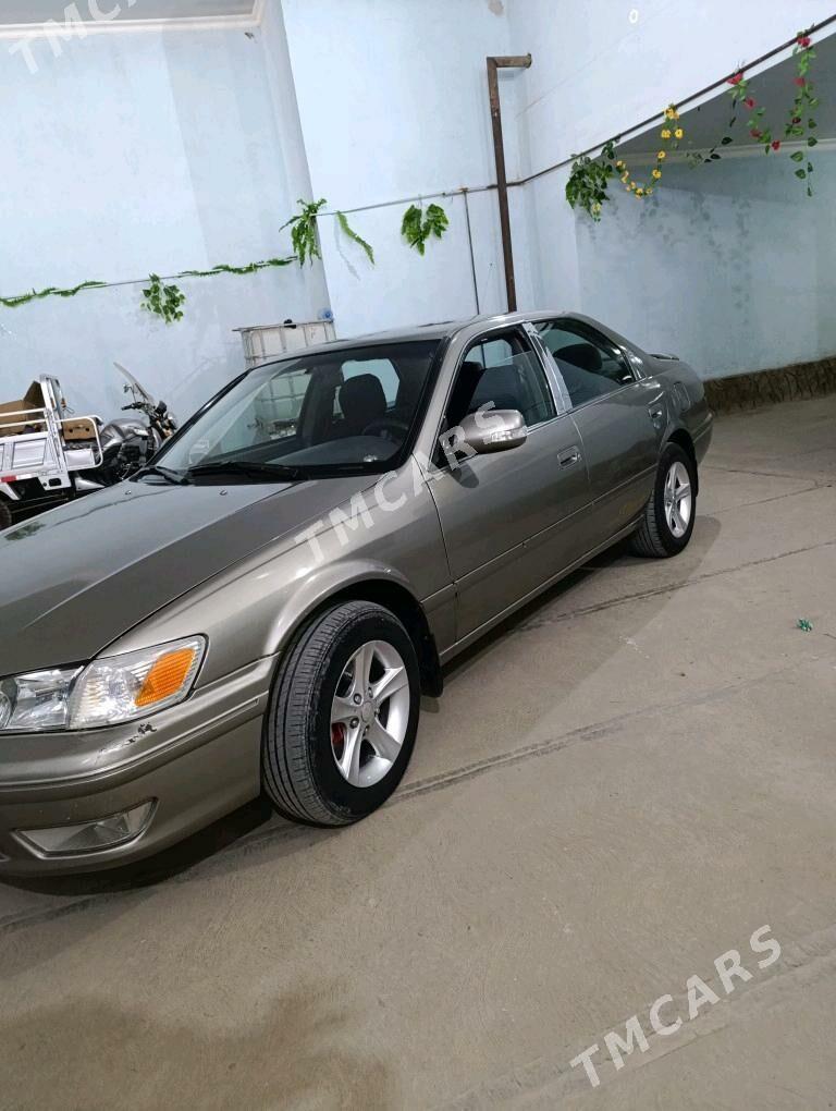 Toyota Camry 2001 - 116 000 TMT - Туркменабат - img 3