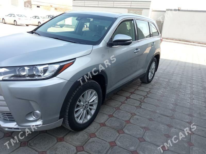 Toyota Highlander 2019 - 363 000 TMT - Мары - img 3