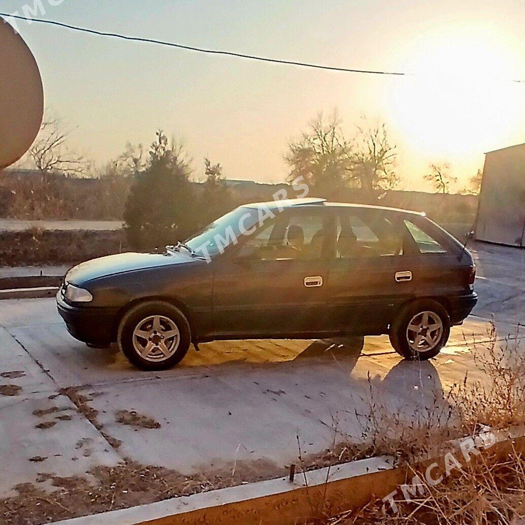 Opel Astra 1992 - 27 000 TMT - Şabat etr. - img 8