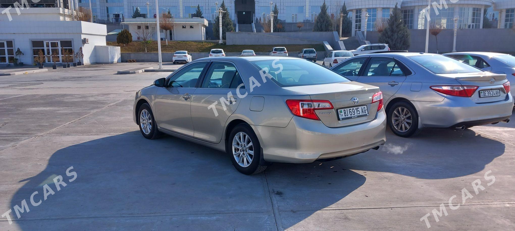 Toyota Camry 2013 - 195 000 TMT - Ашхабад - img 2