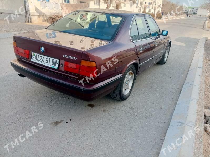 BMW E34 1995 - 70 000 TMT - Балканабат - img 4