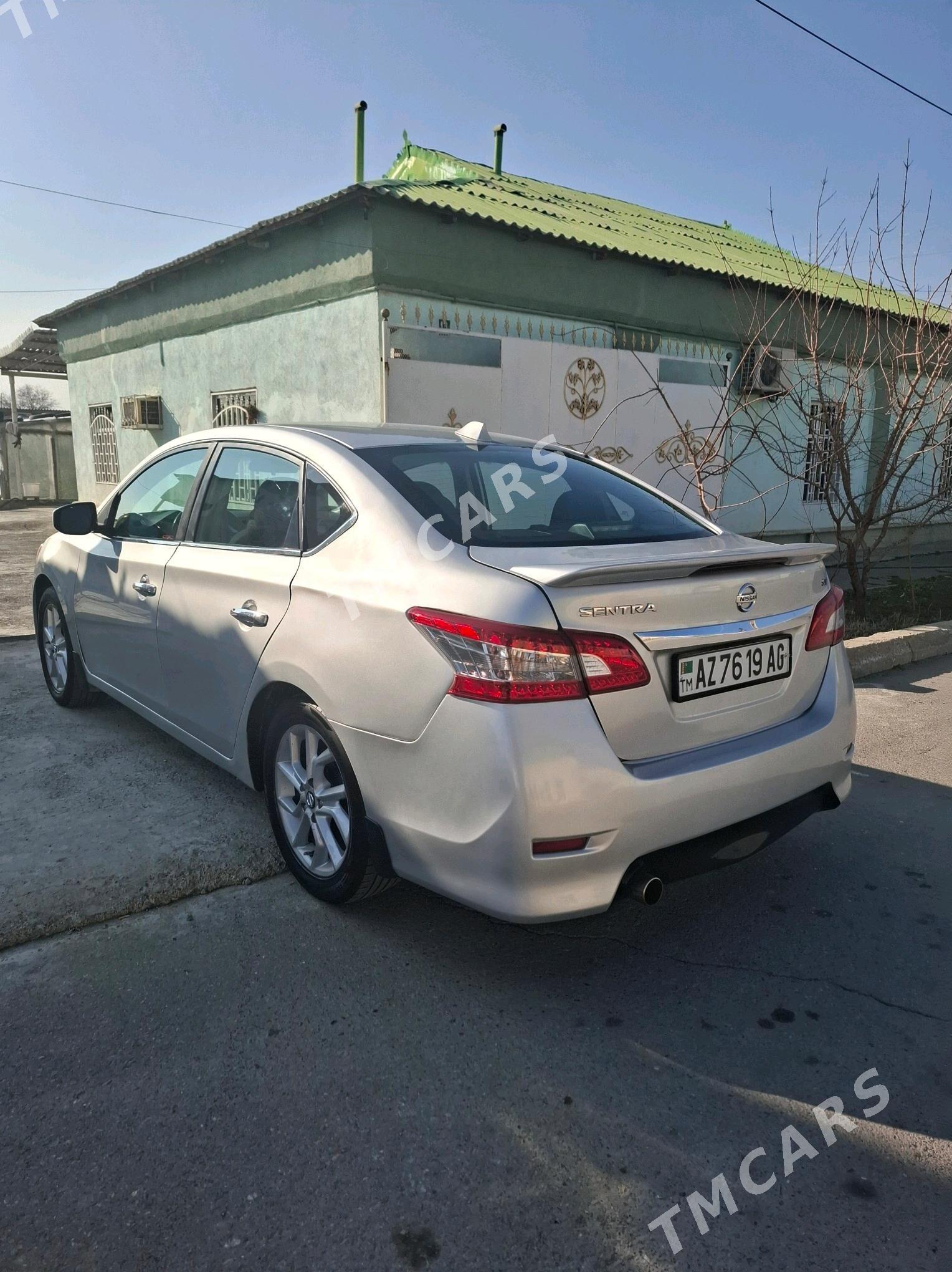 Nissan Sentra 2014 - 123 000 TMT - Büzmeýin - img 3