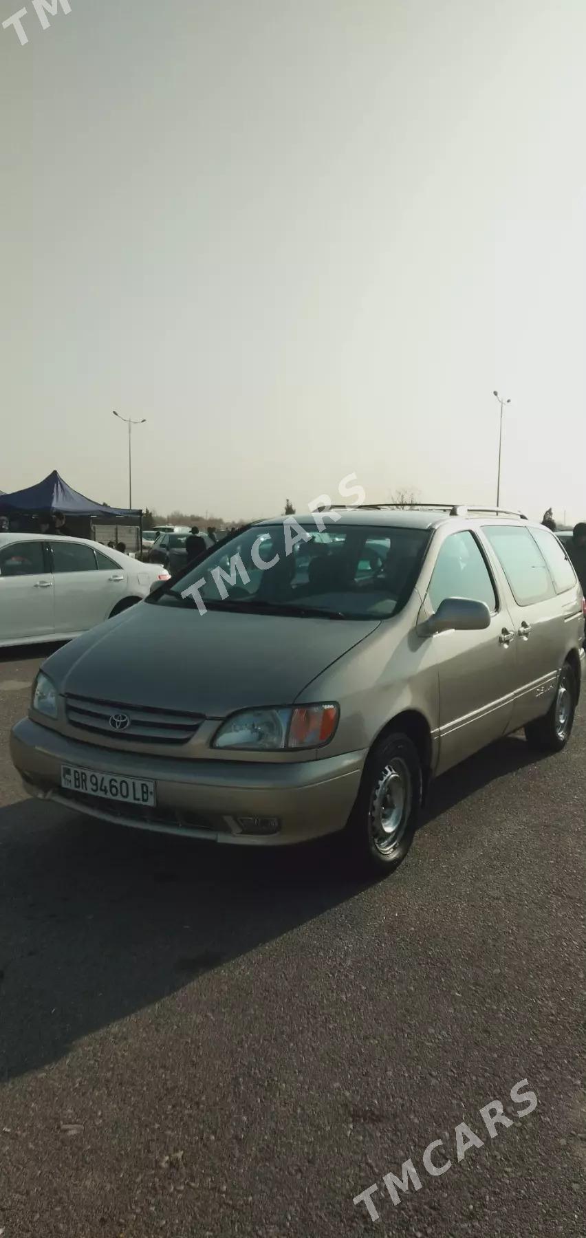 Toyota Sienna 2001 - 140 000 TMT - Туркменабат - img 2