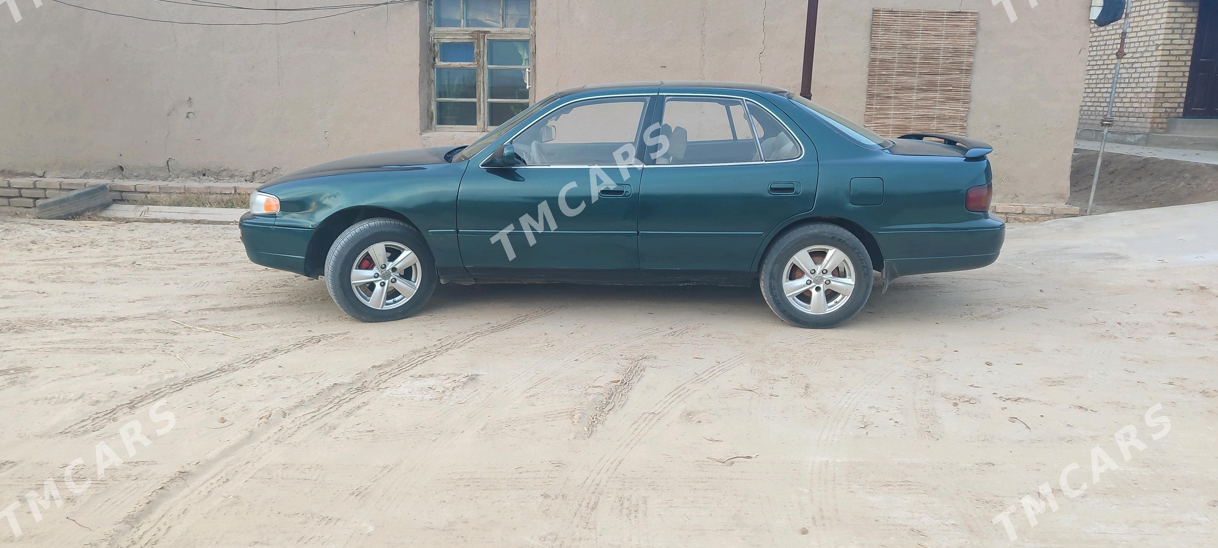 Toyota Camry 1994 - 65 000 TMT - Türkmenbaşy etr. - img 2