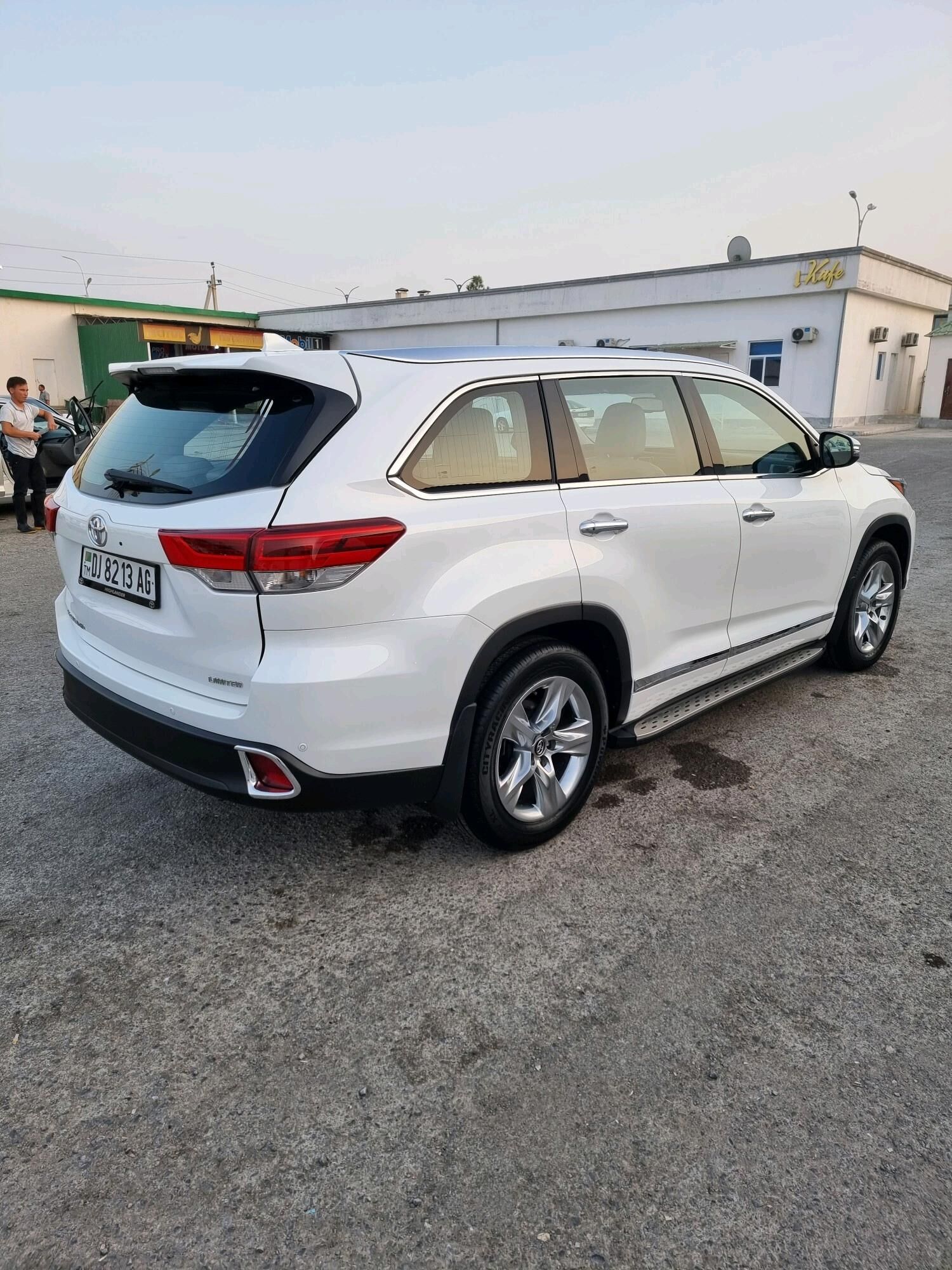 Toyota Highlander 2016 - 404 000 TMT - Büzmeýin GRES - img 5