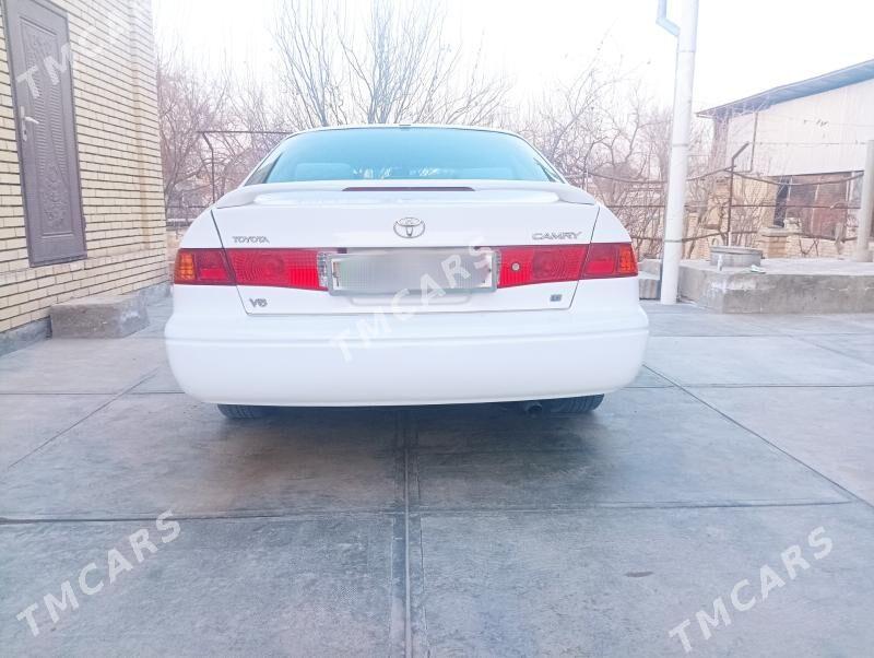 Toyota Camry 2000 - 115 000 TMT - Сакарчага - img 5