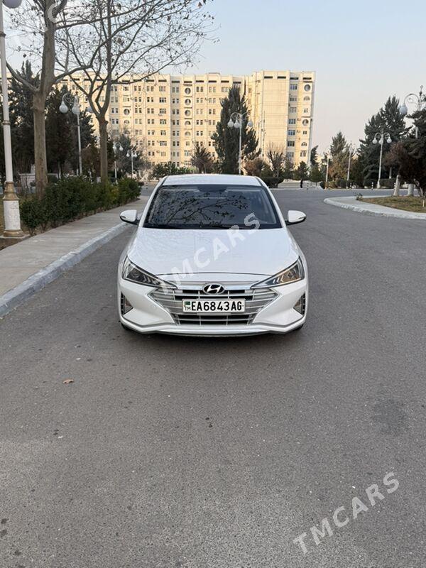 Hyundai Elantra 2019 - 220 000 TMT - Parahat 1 - img 8