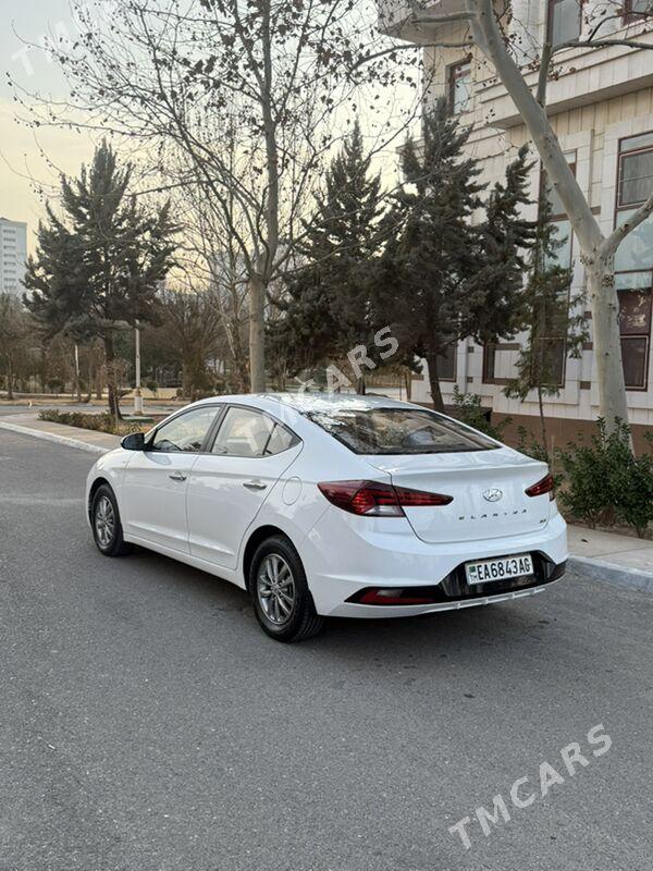 Hyundai Elantra 2019 - 220 000 TMT - Parahat 1 - img 9